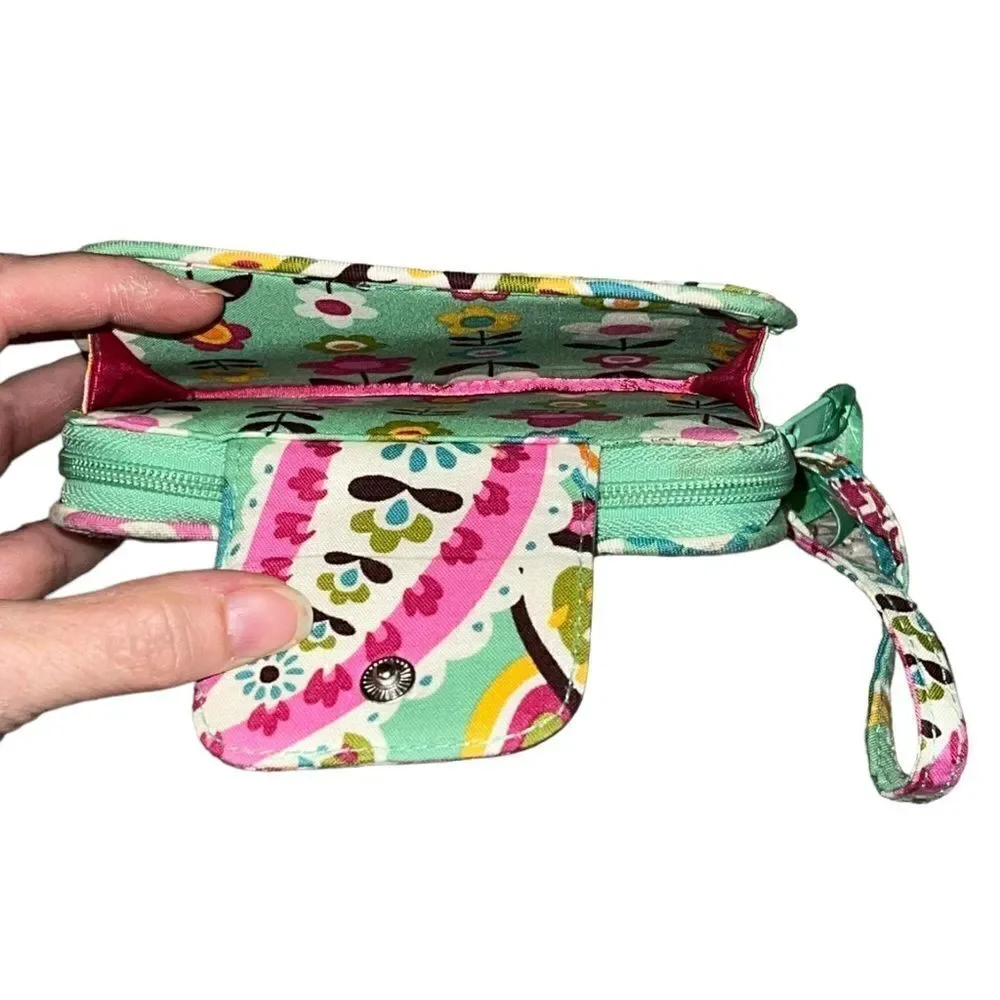 Vera Bradley Tutti Frutti Smartphone Wristlet Wallet Green Pink Paisley Retired - Picture 3 of 4